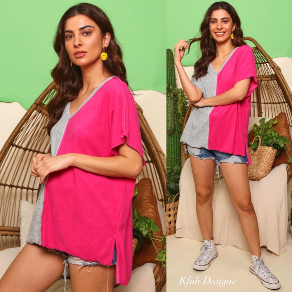 ❤️LAST 2! V Neck Color Block Super Soft Relaxed Fit Side Slit Top! - Picture 7 of 8